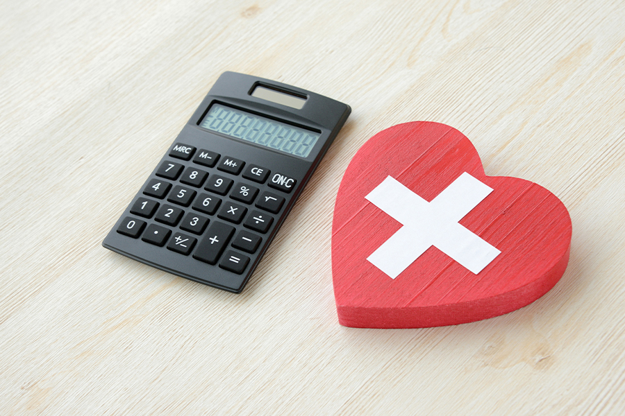 インプラント治療費