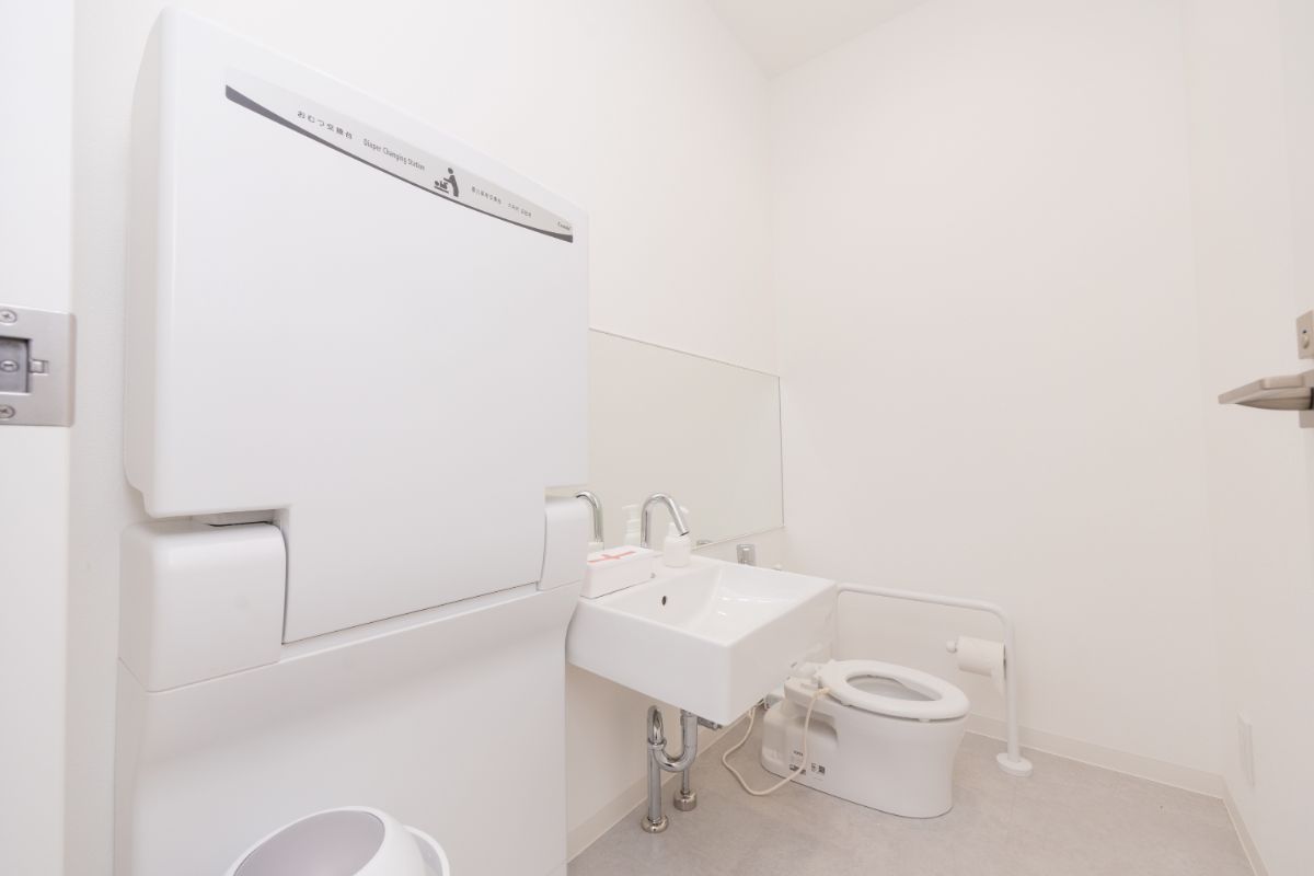 おむつ交換台を設置